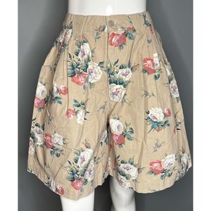 vintage Bugle Boy Classics : high waist printed floral shorts